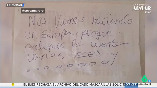 "Hacemos un 'simpa' porque pedimos la cuenta varias veces y...": la nota que unos clientes dejan en un restaurante al irse sin pagar "Hacemos un 'simpa' porque pedimos la cuenta varias veces y...": la nota que unos clientes dejan en un restaurante al irse sin pagar