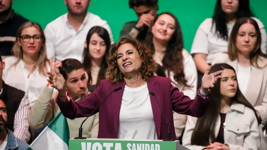 María Jesús Montero, durante la campaña electoral bajo el lema "Vota sanidad pública". María Jesús Montero, durante la campaña electoral bajo el lema "Vota sanidad pública".