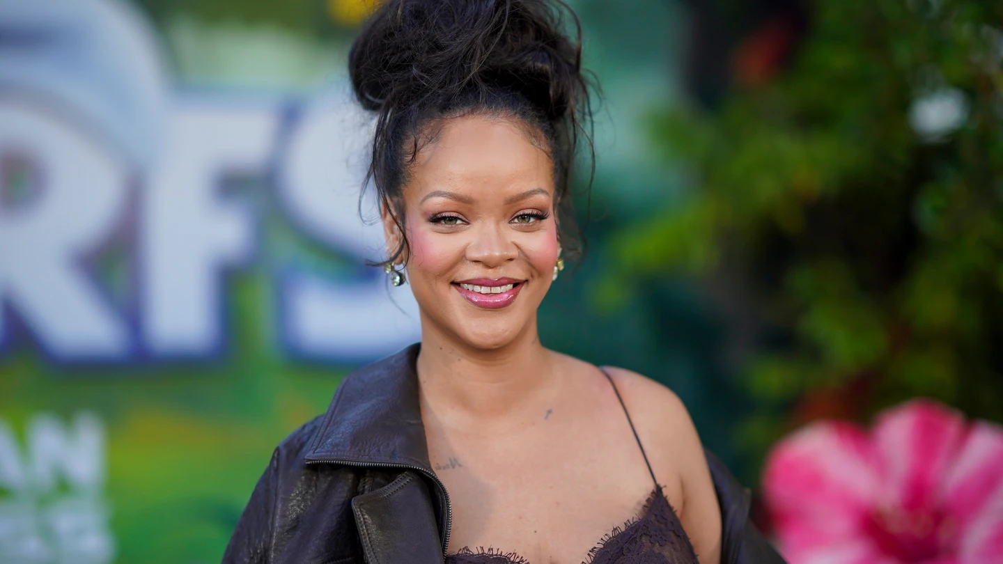 Rihanna desvela los momentos de angustia que vivió durante tiroteo a su casa: "¡Nos están disparando!" Rihanna desvela los momentos de angustia que vivió durante tiroteo a su casa: "¡Nos están disparando!"