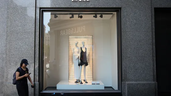 Vista de un escaparate de la tienda de Zara, a 5 de junio de 2024, en Madrid (España). Vista de un escaparate de la tienda de Zara, a 5 de junio de 2024, en Madrid (España).