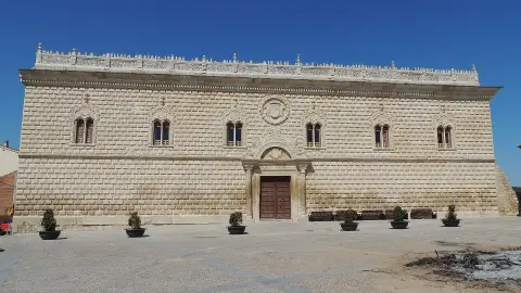 Palacio de los Duques de Medinaceli en Cogolludo Palacio de los Duques de Medinaceli en Cogolludo