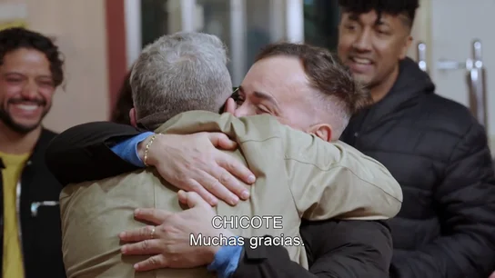 El antes y el después del 'Yami y Jani' tras la reforma de Chicote en Servicio Secreto: "Adiós, cara de mierda, ahora es 'cara eufórica'" El antes y el después del 'Yami y Jani' tras la reforma de Chicote en Servicio Secreto: "Adiós, cara de mierda, ahora es 'cara eufórica'"