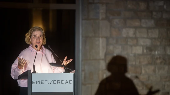 La escritora Pilar Rahola interviene durante la presentación de la Fundación EMET-Verdad La escritora Pilar Rahola interviene durante la presentación de la Fundación EMET-Verdad