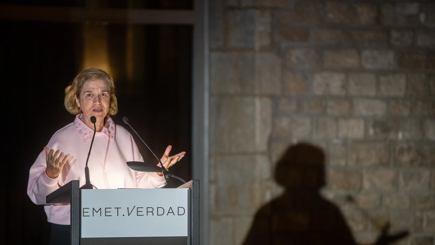 La escritora Pilar Rahola interviene durante la presentación de la Fundación EMET-Verdad La escritora Pilar Rahola interviene durante la presentación de la Fundación EMET-Verdad