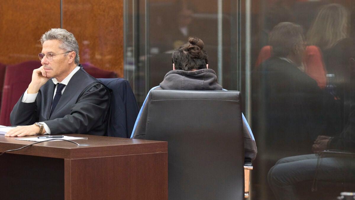 Un jurado popular declara culpable al acusado de asesinar a cuchilladas a su mujer embarazada en Vitoria en 2023