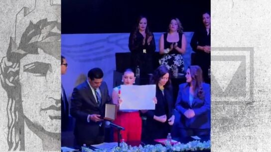Protesta de una regidora mexicana en Aguascaliente ante la presencia de Ayuso