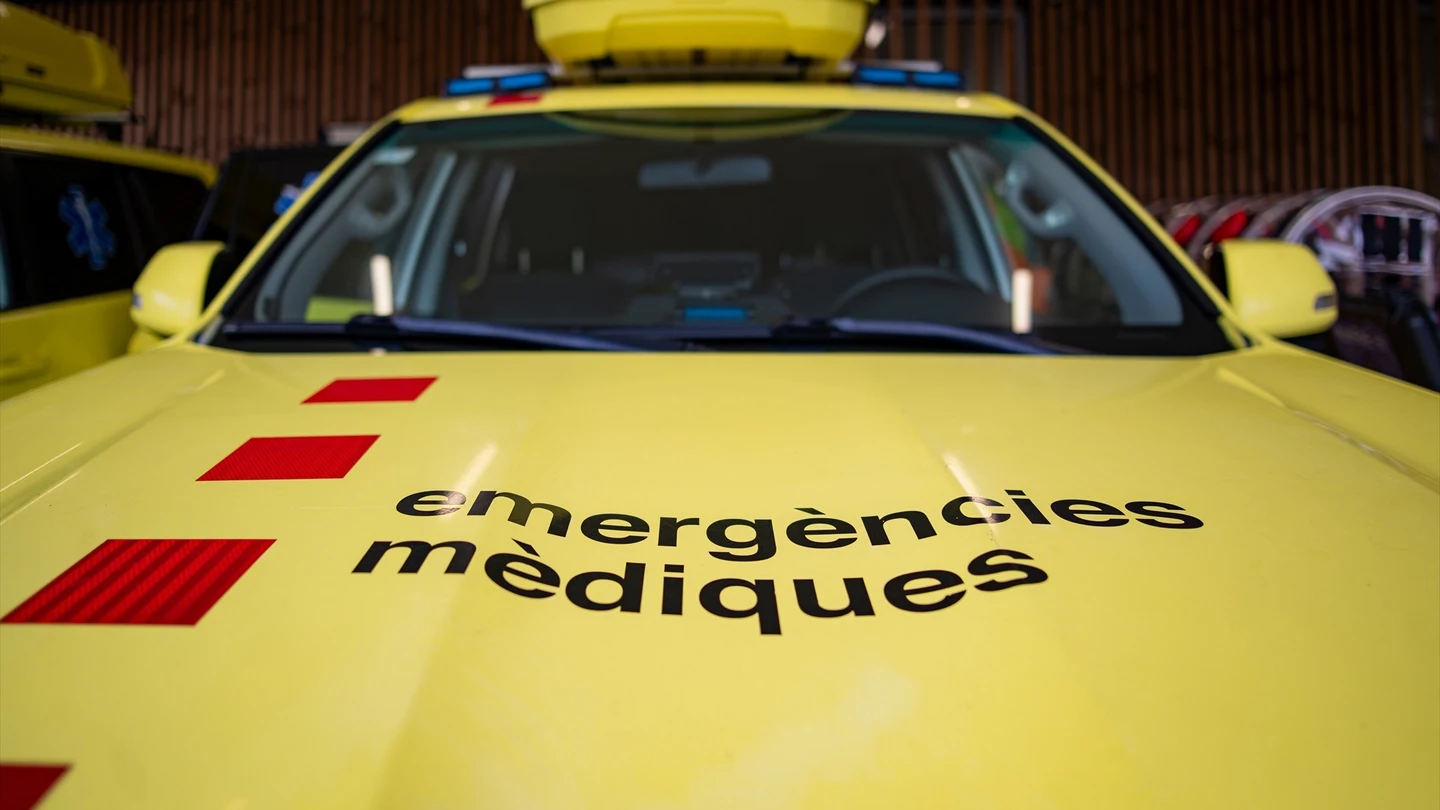 Muere una mujer de 65 años tras caer al agua en el puerto de La Ràpita. Muere una mujer de 65 años tras caer al agua en el puerto de La Ràpita.