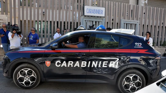 Un coche de los Carabinieri Un coche de los Carabinieri