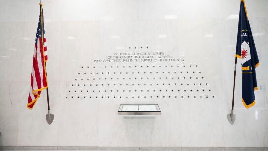 El muro de los ca&iacute;dos de la CIA