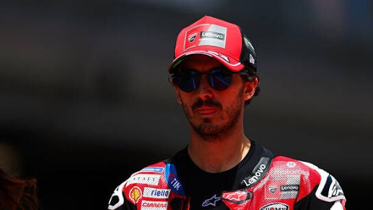 La cr&iacute;tica de Bagnaia a MotoGP tras los accidentes en el GP de Catalu&ntilde;a: "Nosotros no decidimos"