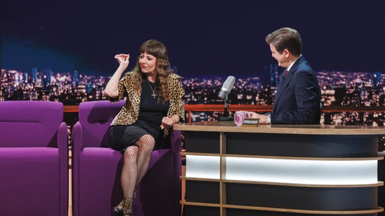 Yolanda Ramos confiesa ante Marc Giró que le gusta Gabriel Rufián "como para salir con él": "Esa cara como de hawaiana..." Yolanda Ramos confiesa ante Marc Giró que le gusta Gabriel Rufián "como para salir con él": "Esa cara como de hawaiana..."