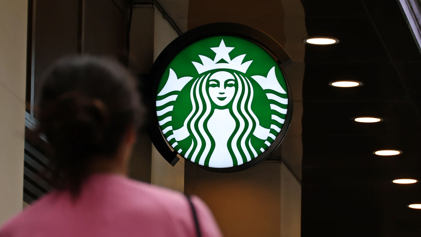 Cesan al director ejecutivo de Starbucks en Corea del Sur tras campaña asociada a la masacre de Gwangju Cesan al director ejecutivo de Starbucks en Corea del Sur tras campaña asociada a la masacre de Gwangju