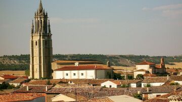 Colegiata de San Miguel de Ampudia, Palencia