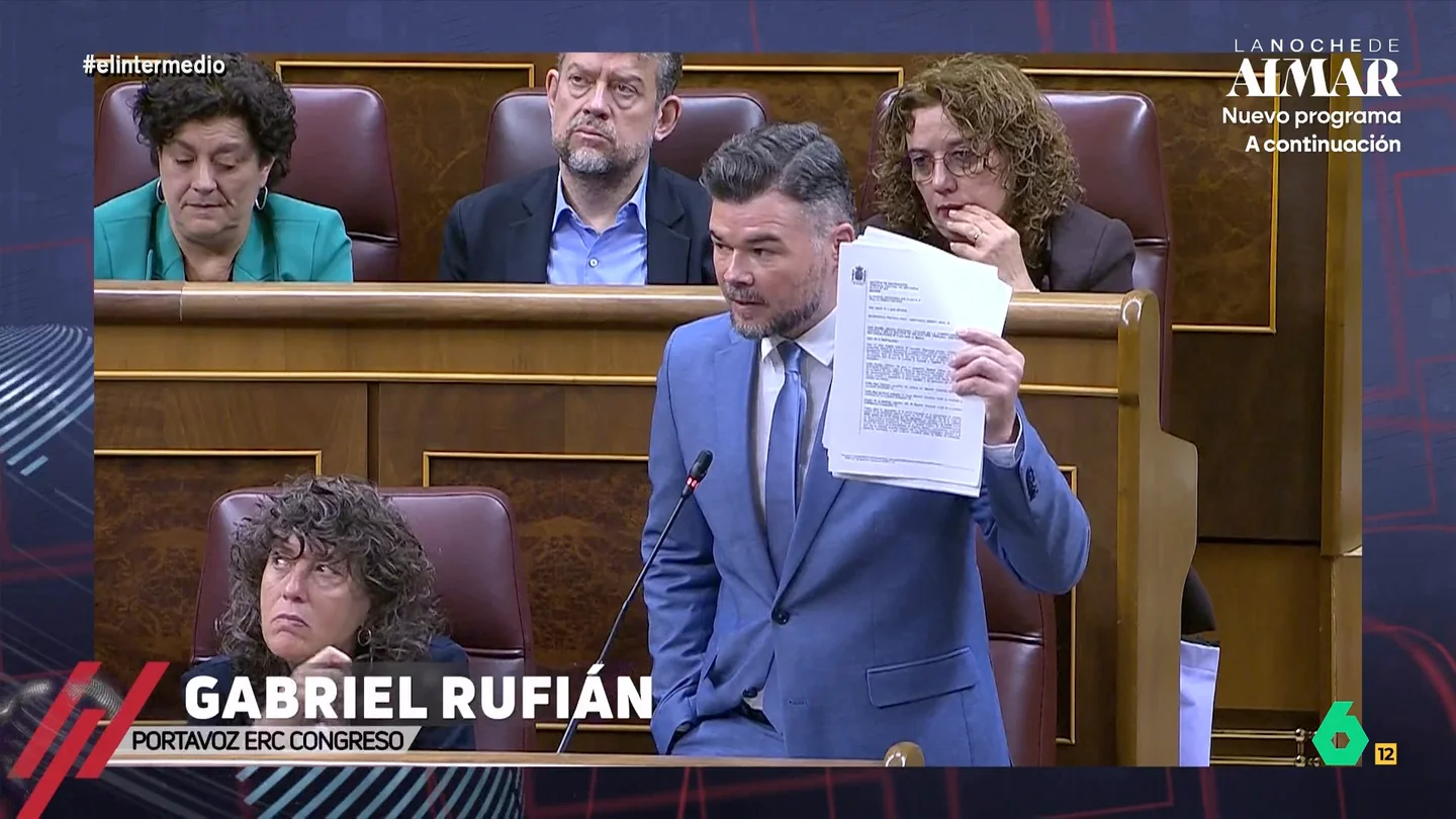 Wyoming responde a la reacción de Rufián tras la imputación de Zapatero: "No me queda claro qué le parece" Wyoming responde a la reacción de Rufián tras la imputación de Zapatero: "No me queda claro qué le parece"