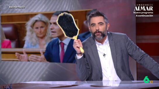 Dani Mateo desvela el truco de S&aacute;nchez para defenderse de las cr&iacute;ticas: "Un espejo para Feij&oacute;o y Abascal"