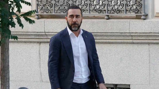 El comisionista imputado Víctor de Aldama llega a la Audiencia Nacional. El comisionista imputado Víctor de Aldama llega a la Audiencia Nacional.