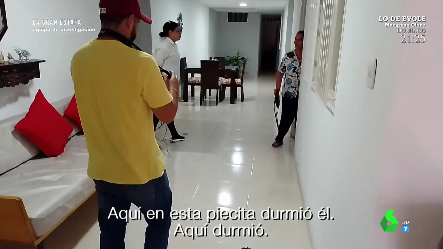 Cambio de aspecto, se fue a Colombia y se hizo repartidor: así cambió de vida el estafador Charly tras darse a la fuga Cambio de aspecto, se fue a Colombia y se hizo repartidor: así cambió de vida el estafador Charly tras darse a la fuga