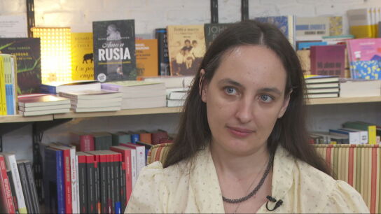 Elena Kostyuchenko, la periodista rusa perseguida por contar la realidad de los ataques a Ucrania: "Me han detenido y golpeado muchas veces".