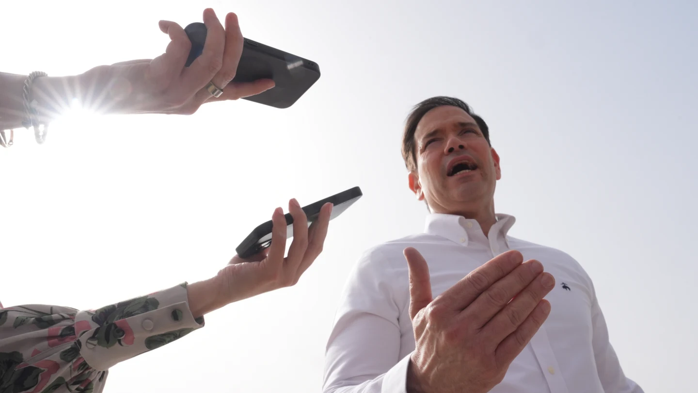 El secretario de Estado de Estados Unidos, Marco Rubio, comparece ante los medios El secretario de Estado de Estados Unidos, Marco Rubio, comparece ante los medios