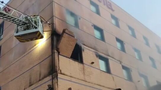 Desalojan a m&aacute;s de un centenar de clientes de un c&eacute;ntrico hotel de M&aacute;laga por un incendio