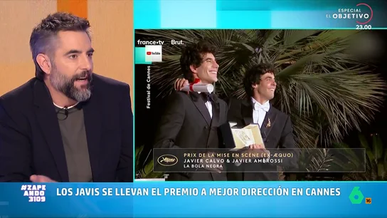 Dani Mateo, sobre el premio a Los Javis en el Festival de Cannes: "Son los Pedro Almodóvar de nuestra generación" Ante el nuevo éxito del cine español en el Festival de Cannes gracias a Los Javis y su película 'La bola negra', Dani Mateo no siente otra cosa que admiración por Javier Calvo y Javier Ambrossi.