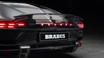 Incrustaciones de oro y motor V12 en el Aston Martin tuneado por la Brabus de Mercedes