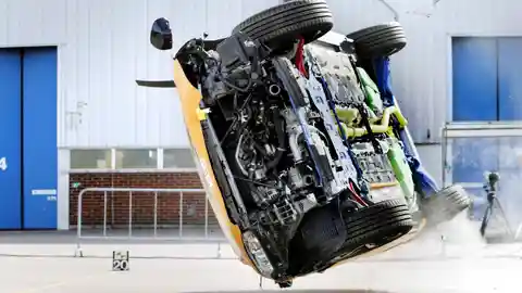 Volvo Crash Test Volvo Crash Test