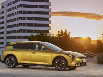 Las claves del dise&ntilde;o del nuevo Kia K4: aires de familiar, un techo ilusionista y soluciones creativas