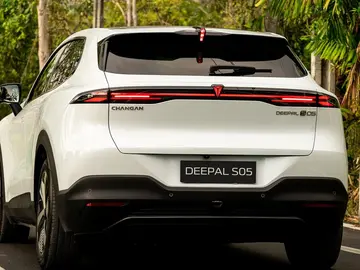 ¿La revelación del año? Sin presumir, este SUV compacto chino ya vende más que el Mercedes EQA y amenaza al Toyota C-HR eléctrico ¿La revelación del año? Sin presumir, este SUV compacto chino ya vende más que el Mercedes EQA y amenaza al Toyota C-HR eléctrico
