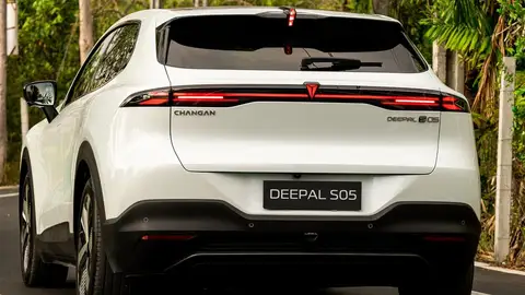 ¿La revelación del año? Sin presumir, este SUV compacto chino ya vende más que el Mercedes EQA y amenaza al Toyota C-HR eléctrico ¿La revelación del año? Sin presumir, este SUV compacto chino ya vende más que el Mercedes EQA y amenaza al Toyota C-HR eléctrico
