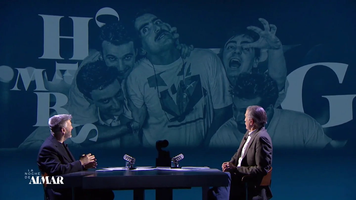 Juan y Medio recuerda su inesperada etapa de gira con 'Hombres G': "Me dijeron que les cuidara y acabé de contable" Juan y Medio recuerda su inesperada etapa de gira con 'Hombres G': "Me dijeron que les cuidara y acabé de contable"