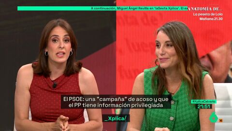 Rita Maestre, a la izquierda; Andrea Levy, a la derecha