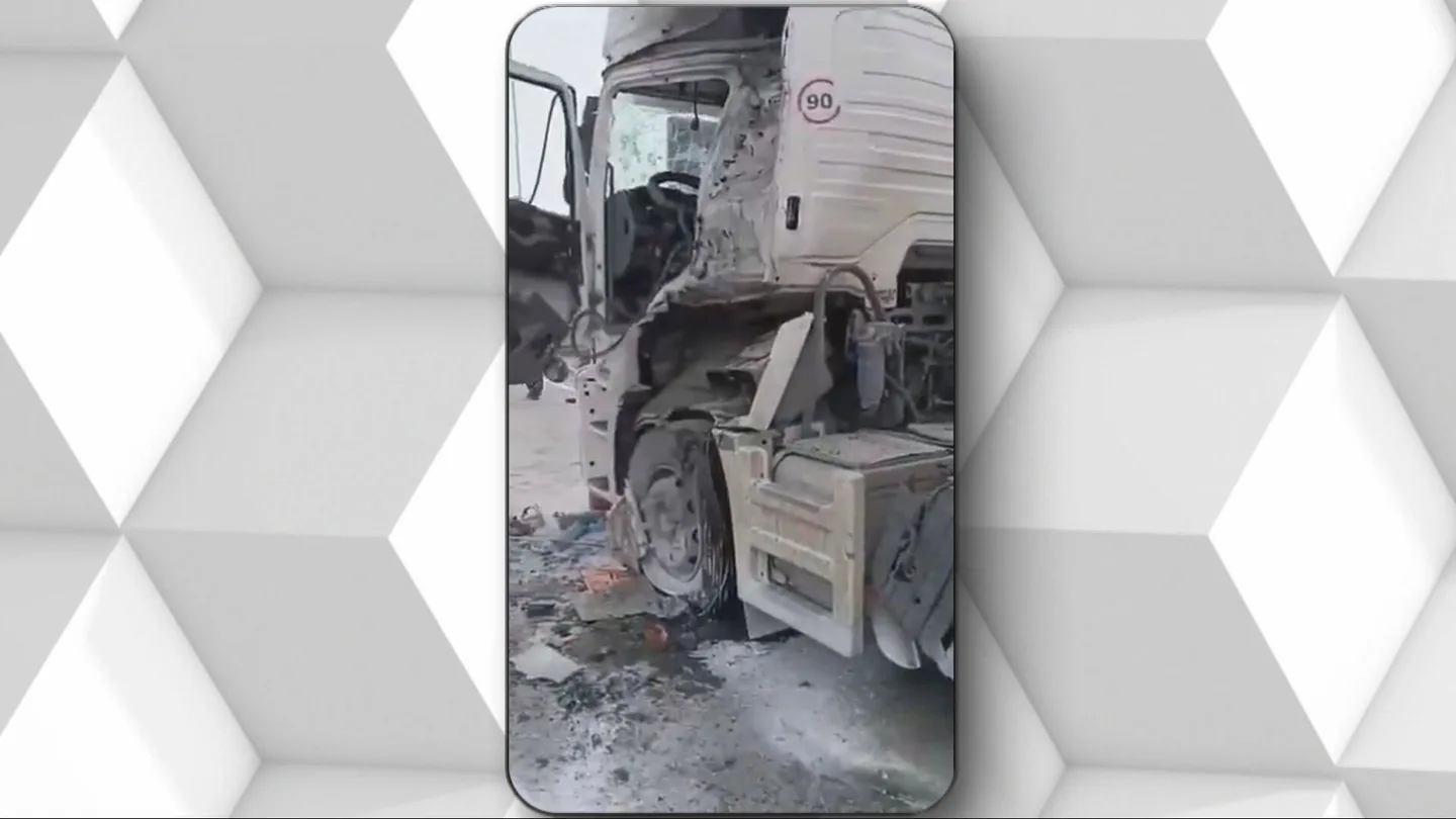 Vehículo ruso destruido Vehículo ruso destruido