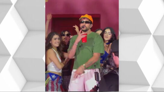 La pol&eacute;mica Casita de Bad Bunny: el m&eacute;todo de selecci&oacute;n de mujeres j&oacute;venes indigna en redes y preocupa a los expertos