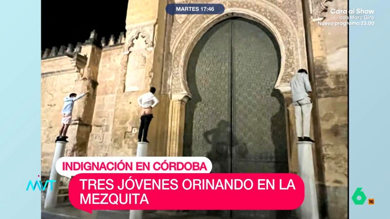 Investigan si la foto de tres j&oacute;venes orinando en la Mezquita de C&oacute;rdoba es aut&eacute;ntica: se enfrentan a 3.000 euros de multa