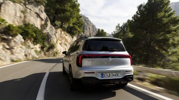 El Mercedes Benz GLB tiene su versi&oacute;n el&eacute;ctrica y es m&aacute;s barata que el GLC de combusti&oacute;n: 7 plazas y casi 800 km de autonom&iacute;a