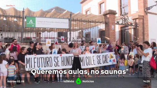 Profesores y familias claman contra el calor en las aulas y la inacción de las administraciones y amenazan con denuncias masivas Profesores y familias claman contra el calor en las aulas y la inacción de las administraciones y amenazan con denuncias masivas