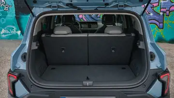 El SUV urbano de Kia que puede comprarse en versión de 5 ó 4 plazas en función de el espacio que quieras El SUV urbano de Kia que puede comprarse en versión de 5 ó 4 plazas en función de el espacio que quieras