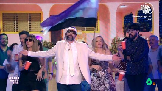 Zapeando arranca hoy con un momentazo protagonizado por Dani Mateo y los zapeadores, llevando la 'Casita' de Bad Bunny al plat&oacute; del programa. Puedes ver la 'performance' en este v&iacute;deo.