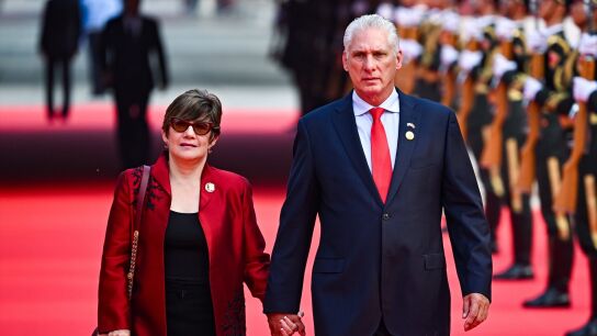 EEUU sigue ahogando a Cuba: sanciona a su presidente D&iacute;az-Canel tras la imputaci&oacute;n de Ra&uacute;l Castro