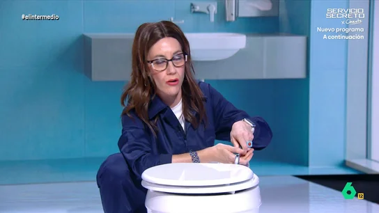 'Leire Díez' confiesa que sí es fontanera: "Nada de escritora y nada de crear tramas" Cristina Gallego se convierte en la exmilitante socialista después de que se haya publicado el sumario de su caso. Este, por ejemplo, ha desvelado que Díez se reunió hasta en tres ocasiones con Mercedes González, directora de la Guardia Civil.