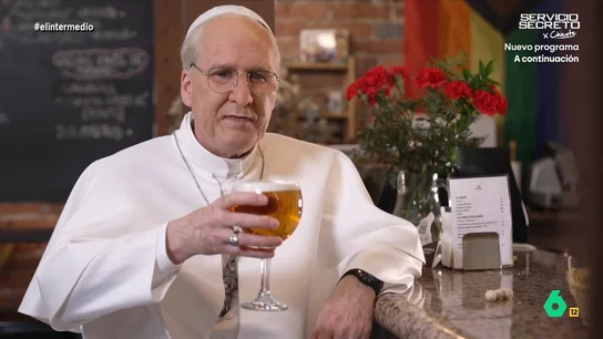 Joaquín Reyes se convierte en 'León XVI' y manda un mensaje a los políticos En una nueva entrega de 'Zanguangos', Joaquín Reyes se convierte en el papa León XIV ultimando los detalles de su visita a España mientras disfruta de la gastronomía local y convierte el agua en cañitas.