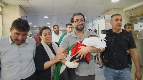 Imagen del padre del beb&eacute; palestino de siete meses asesinado por el Ej&eacute;rcito israel&iacute;