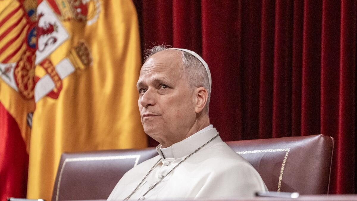 La extrema derecha sitúa al papa como cómplice de 