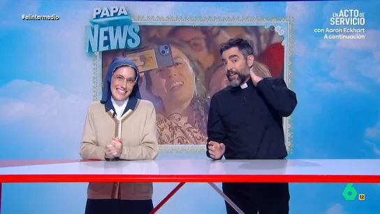 Cristina Gallego, sobre las imágenes de Almeida y su mujer en el concierto de Hakuna: "Cómo le coge para que no se le escape" La pareja disfruto del concierto del grupo musical religioso, que actuaron en la vigilia que se llevó a cabo en la plaza de Lima de Madrid durante la visita de León XIV.