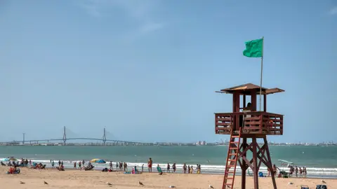 Playa de Valdelagrana, en El Puerto de Santa María Playa de Valdelagrana, en El Puerto de Santa María