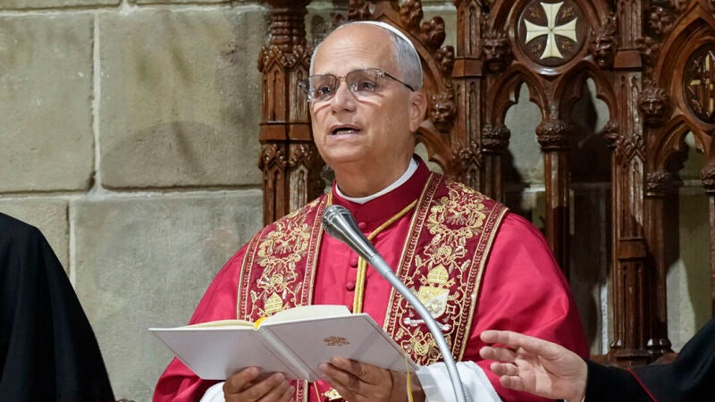 El papa Le&oacute;n XIV oficia el rezo de la Hora media en la Catedral de la Santa Cruz y Santa Eulalia en Barcelona