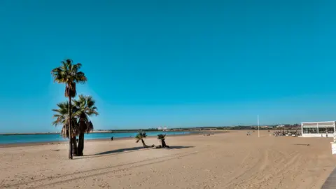 Playa de Valdelagrana, en El Puerto de Santa María Playa de Valdelagrana, en El Puerto de Santa María