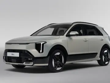Con más potencia y mismo consumo, el exitoso Kia Niro se ha doctorado: de aquí en adelante, solo híbrido no enchufable Con más potencia y mismo consumo, el exitoso Kia Niro se ha doctorado: de aquí en adelante, solo híbrido no enchufable