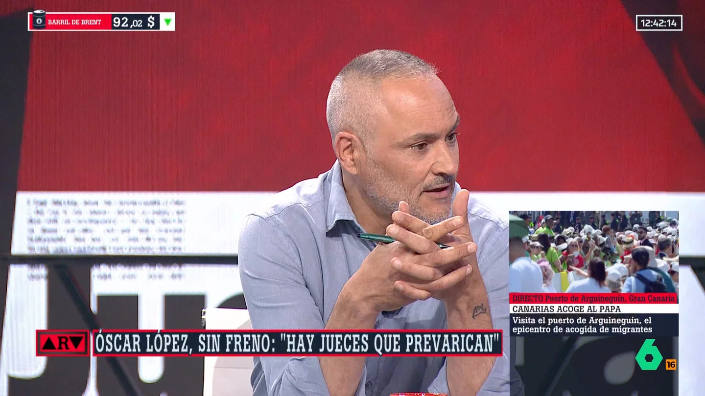 Martínez- Vares alerta del "paso degradante de la democracia" por parte del Gobierno: "Este ataque de un ministro a los jueces es inadmisibles" Martínez- Vares alerta del "paso degradante de la democracia" por parte del Gobierno: "Este ataque de un ministro a los jueces es inadmisibles"